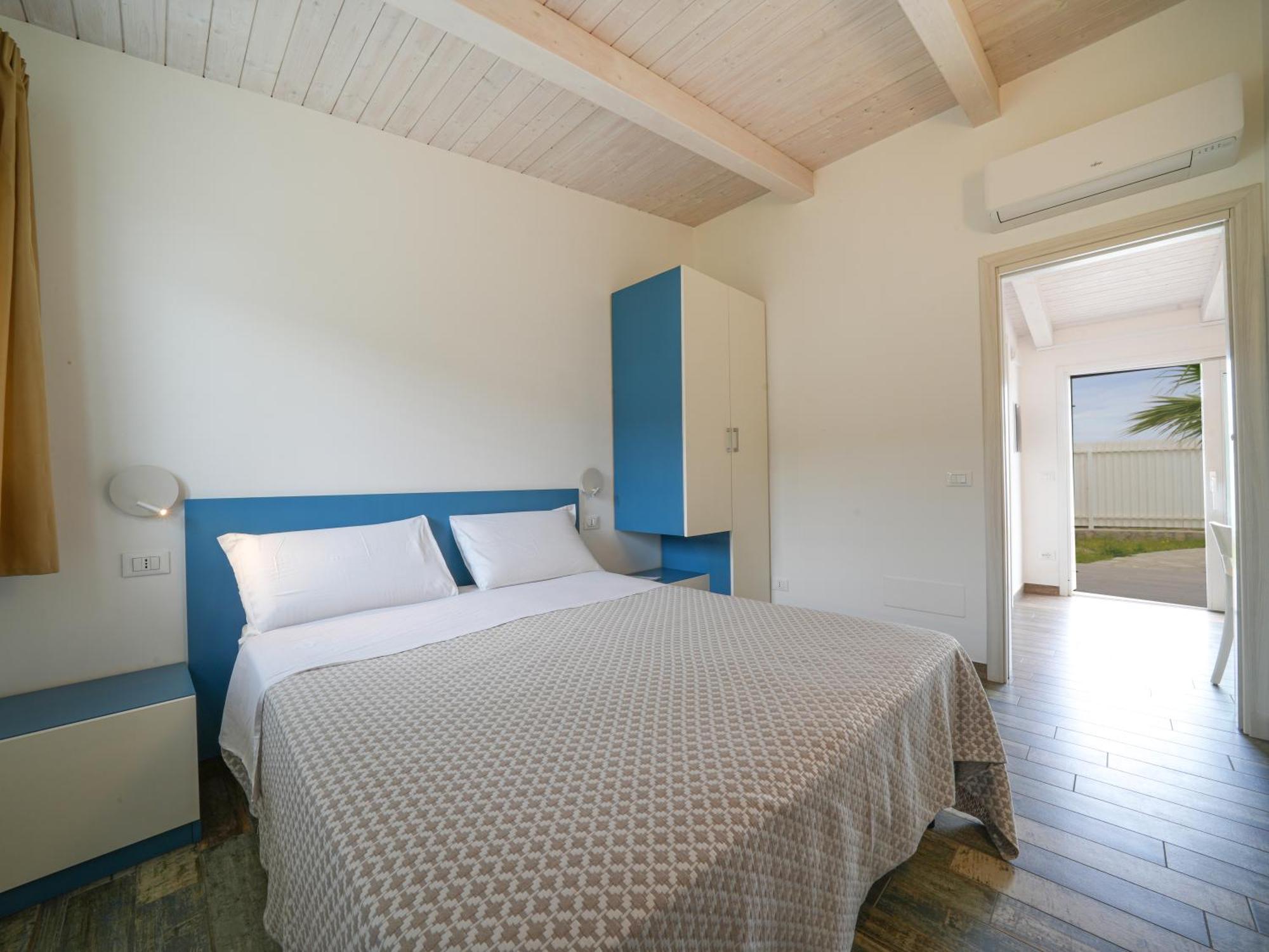 Marinella Beach Apartment Capo Vaticano Exterior photo