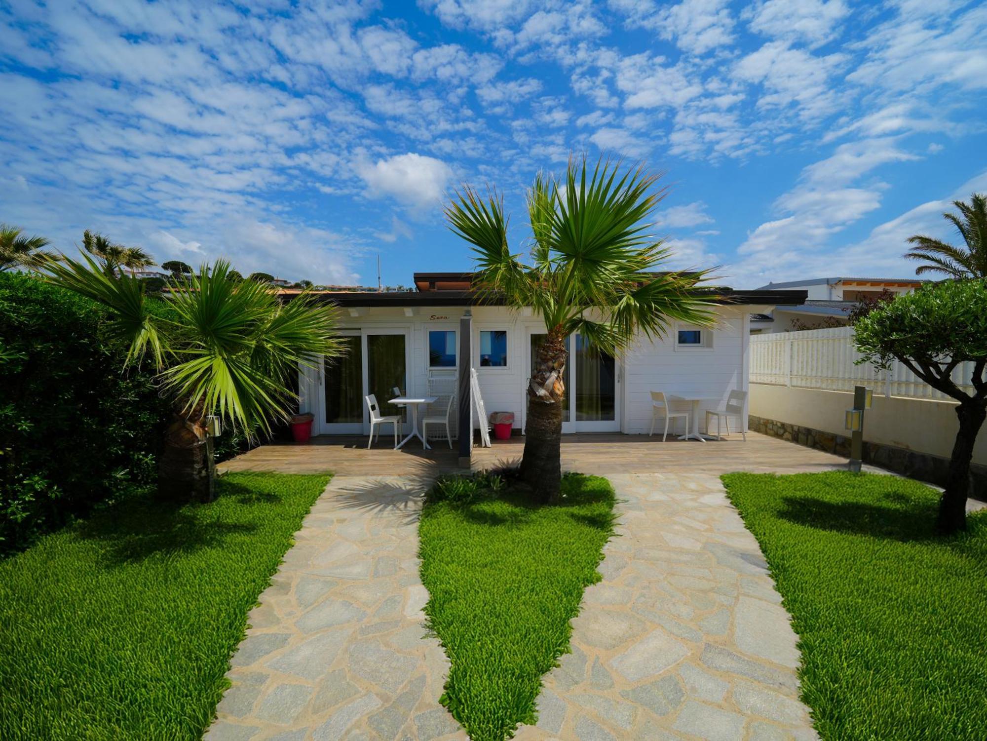 Marinella Beach Apartment Capo Vaticano Exterior photo