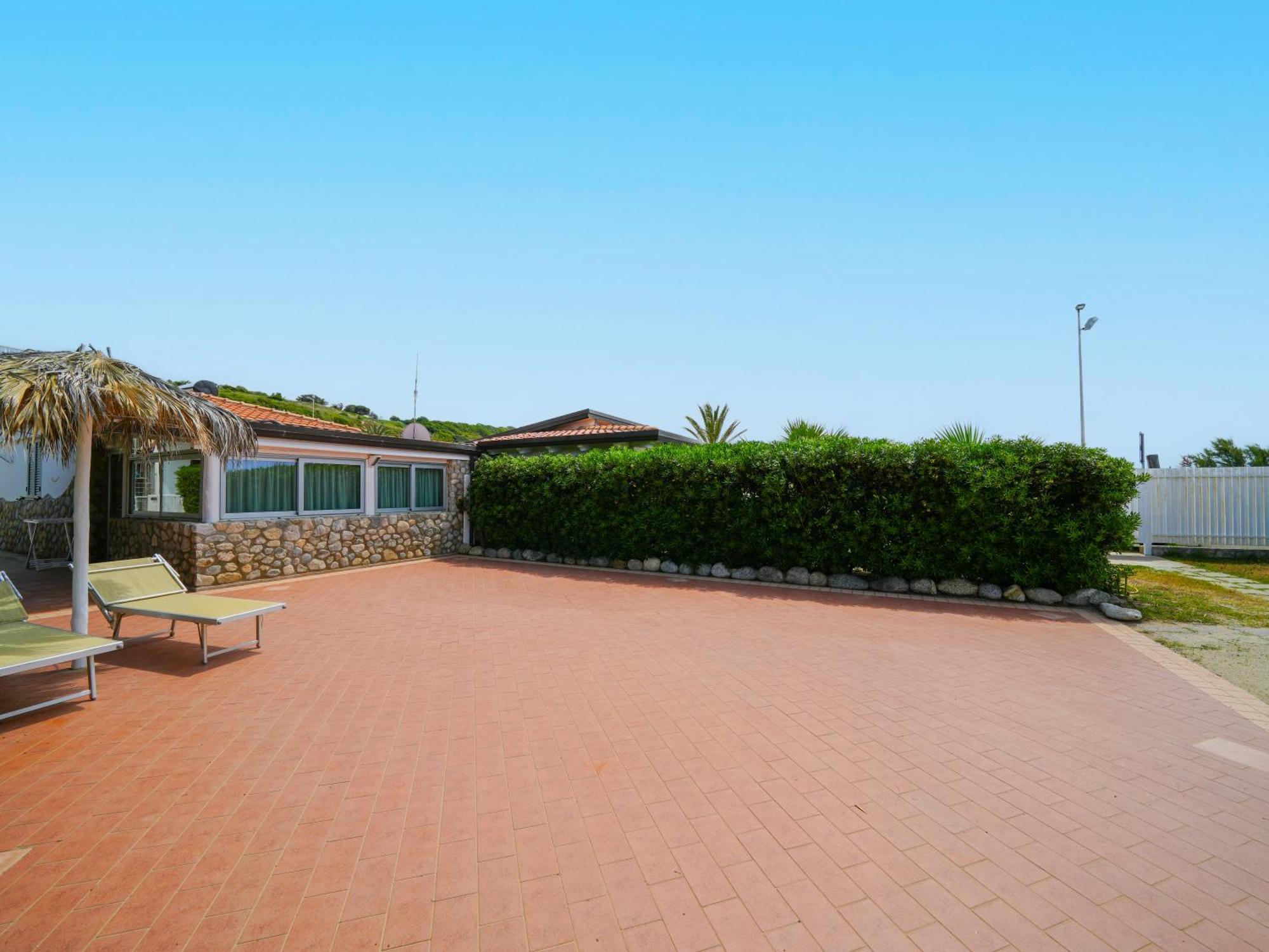 Marinella Beach Apartment Capo Vaticano Exterior photo